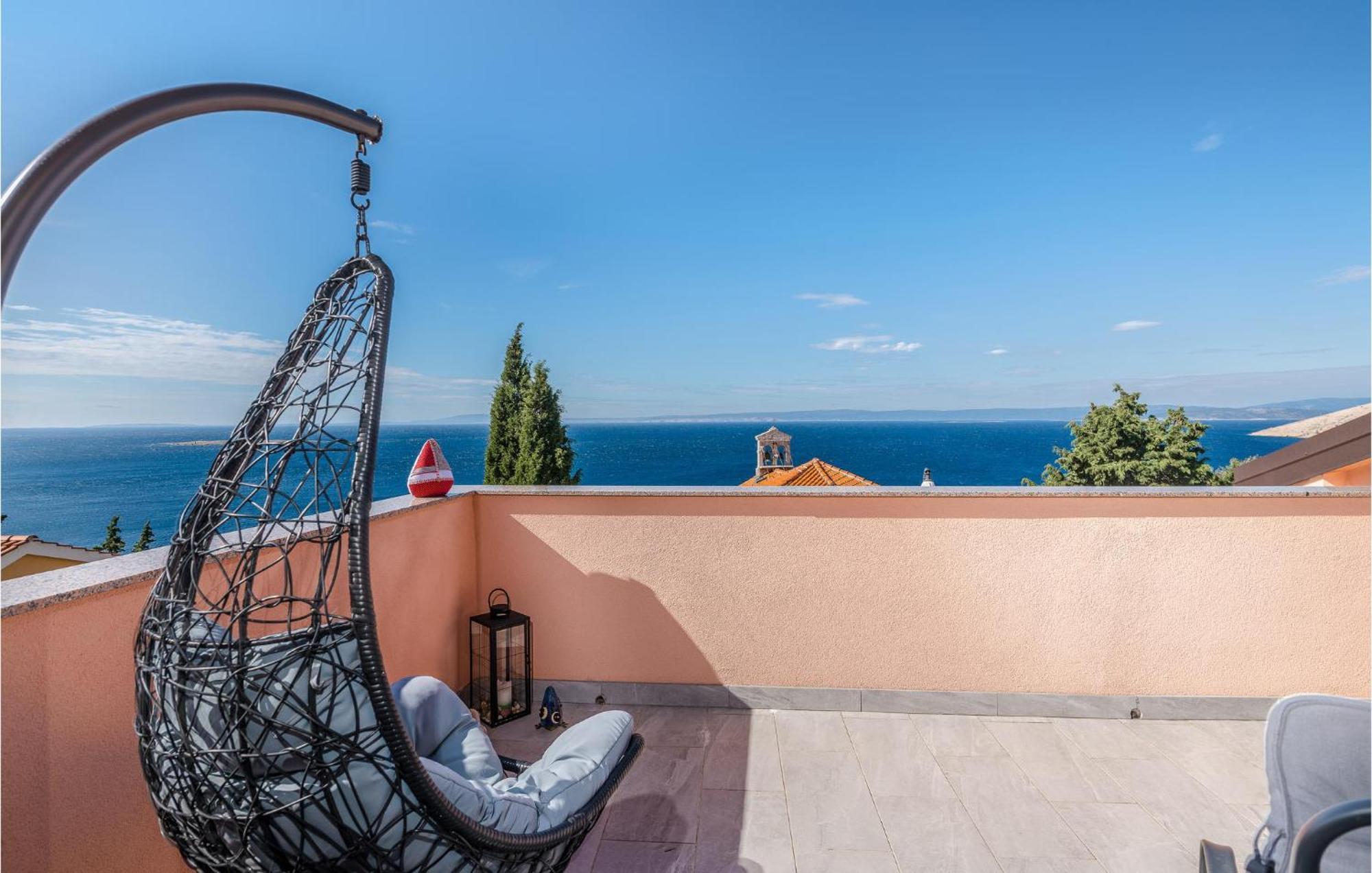 Nice Apartment In Stara Baska With Kitchen Zewnętrze zdjęcie